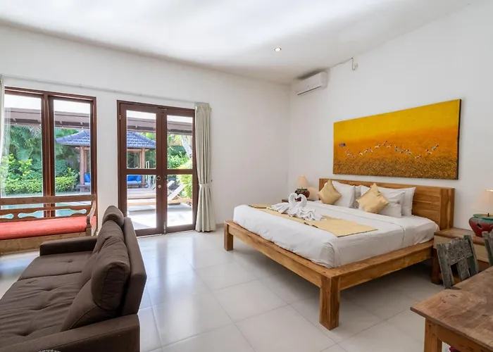 Enclose Living 5br Center Of Near Villa *
