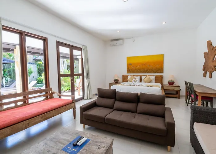 Enclose Living 5br Center Of Near * Seminyak